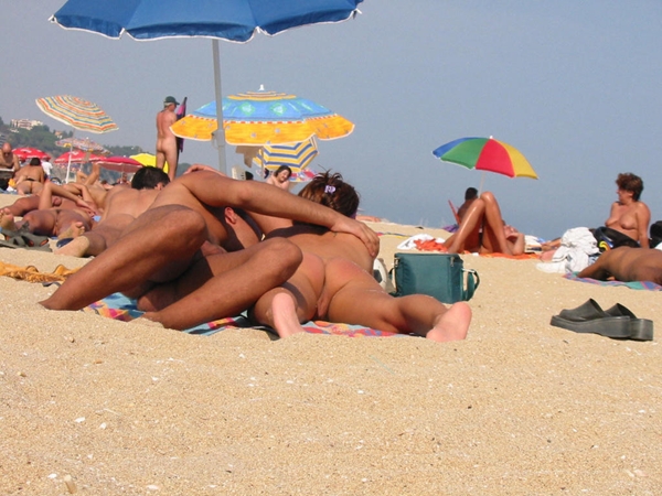 Nude and Beach - Voyeur Sex On Beach; Amateur Beach 