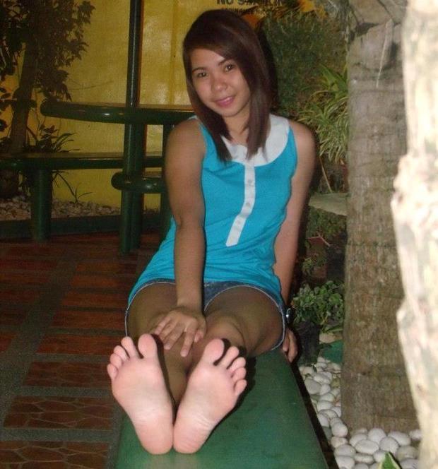 ...; Amateur Asian Foot 