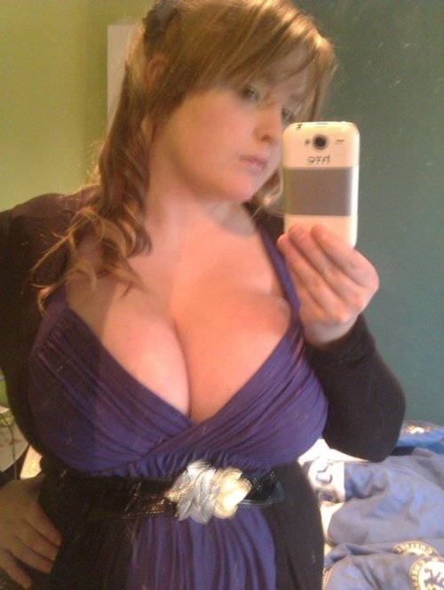 Busty Amateur Girls (Amateur girl with huge tits in dress selfshot); Amateur Babe BBW Big Tits 