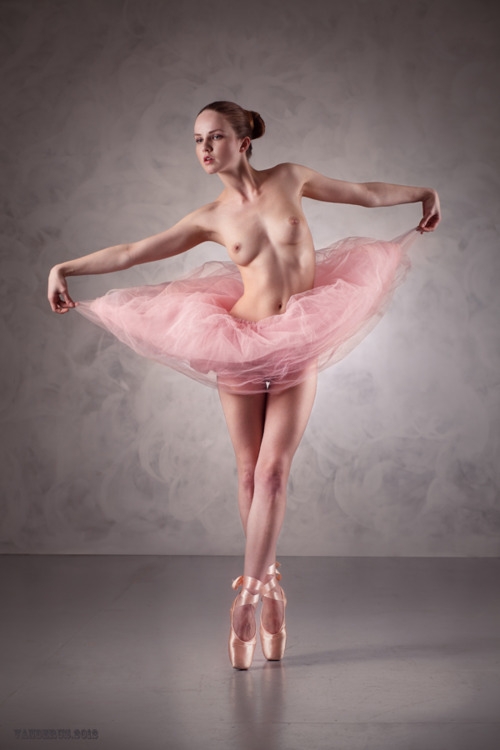 Pretty ballerina; Brunette Dancing 
