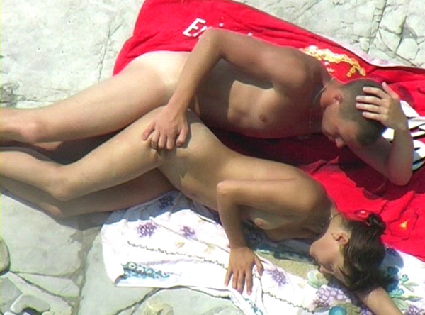 Nude and Beach - Hot Beach Chicks Naked; Amateur Beach 