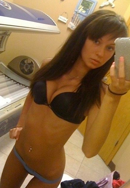 ...; Amateur Brunette Non Nude Selfpic Selfshot 