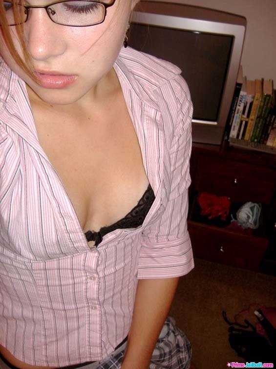 bad girl; Amateur Teen 